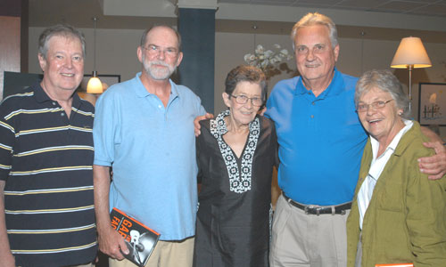 (L-R): Terry Stevens, Allen Reynolds, Patsi Bale Cox, Joe Mansfield and Virginia Team. Photo: Alan Mayor