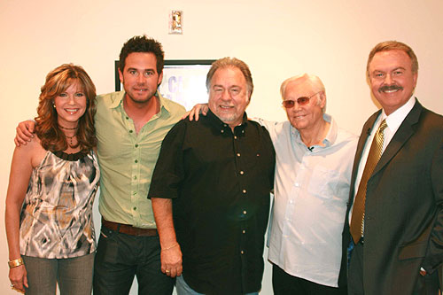 (L to R) "Crook & Chase's" Lorianne Crook, David Nail, Gene Watson, George Jones and "Crook & Chase's" Charlie Chase CREDIT: Sandra Petrucci/Copyright Jim Owens Entertainment