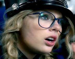 Taylor in the video for "You Belong With Me."