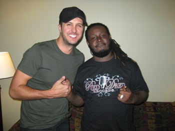 - Capitol Records artist Luke Bryan became the first country artist to perform at a UCF (University of Central Florida) Homecoming concert, opening in Orlando, Florida for rapper T Pain this past Saturday. The audience was quite receptive to Bryans hits All My Friends Say, Country Man, current smash DO I and more.