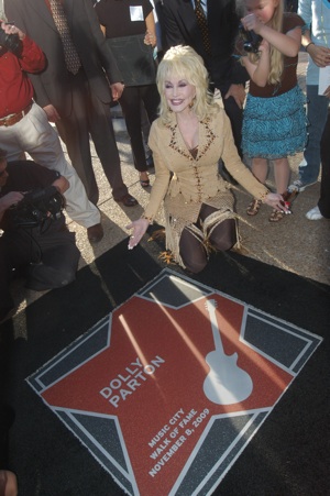 Dolly at her star. Photo: Alan Mayor