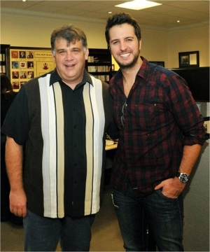 Photo L-R: Bob Romeo, ACM Executive Director, Luke Bryan. Michel Bourquard /Courtesy of the Academy of Country Music