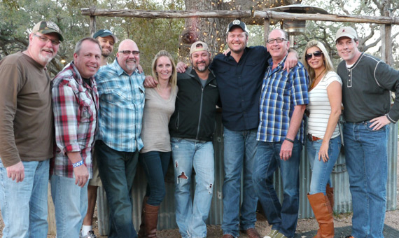 Blake Shelton spent time with in San Antonio, while he previewed his forthcoming CD, Based On A True Story for radio programmers. Pictured (L-R): Bill Black (WKSJ), Don Gosselin (WNOE), Chad Schultz (WMN), Kevin Herring (WMN), Kristen Williams (WMN), Chris Stacey (WMN), Blake Shelton, John Esposito (WMN), Kris Daniels (WQNU), and Travis Moon (KAJA).