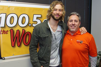 Casey James (L) recently stopped in Wichita to help 100.5/KVWF the Wolf celebrate it's 5th Anniversary and promote his new single, "The Good Life" with afternoon/MD Colby Ericson (R).