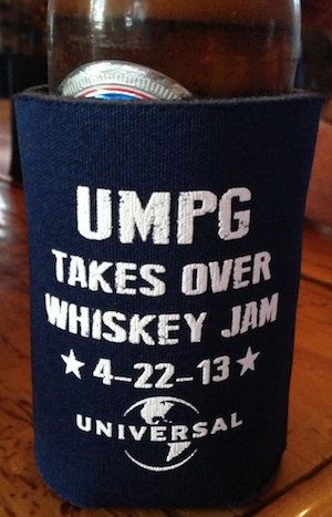 UMPG Koozie Crop111