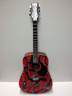 Guitar Auction Carrie Underwood (2)