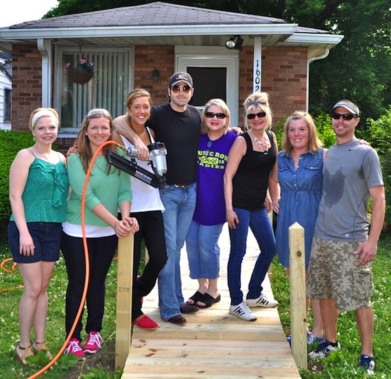 Pictured (l-r): Creekhouse Management's Ashley Cantrell, me gusta music's Trina Smith, BMI's Penny Everhard, Josh Thompson, ASCAP's Suzanne Lee, NSAI's Susan Myers, Frank Rogers Productions' Courtney Crist and UCPMidTN's John Pickett. Not pictured/photo by ASCAP's Alison Toczylowski.