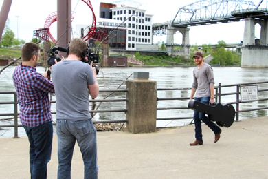 Eric Paslay making the video to announcement all of the 2013 Riverfront performers. Photo: Christian Bottorff.