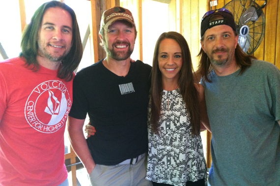 Craig Morgan recently visited with US 101, WUSY/Chattanooga's Gator Harrison and StyckMan. Pictured (L-R): Gator Harrison, Craig Morgan, Megan Boardman (Black River) & StyckMan