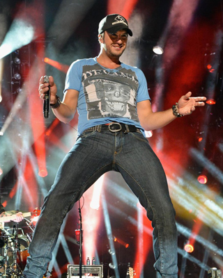 Luke Bryan performs during the 2013 CMA Music Festival. Photo: Rick Diamond