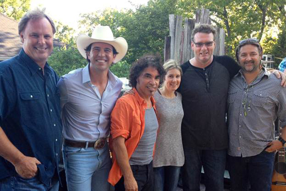 Pictured (L-R): Scott Hendricks (SVP A&R, WMN), Jon Wolfe, John Oates, Cris Lacy (VP A&R, WMN), Peter Strickland (EVP & GM, WMN), Chris Stacey (SVP Promotion, WMN)