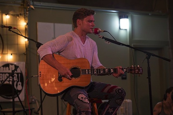 Frankie Ballard performs for 30 Abes.