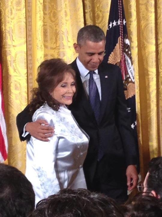 loretta lynn obama1111