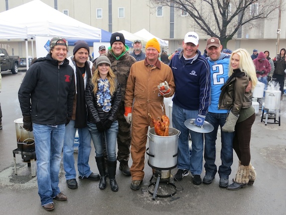 (L-R) Chad Warrix, The Roys, Rick Huckaby, Tracy Lawrence, Rob Bironas, Rachel Bradshaw.Photo by: ElectricHouse