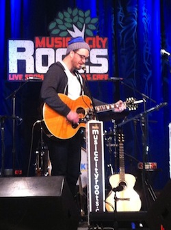 Amos Lee at soundcheck yesterday. 