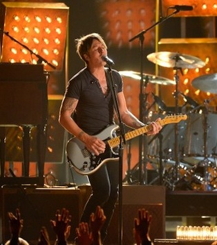 Keith Urban performs on the Grammys. 