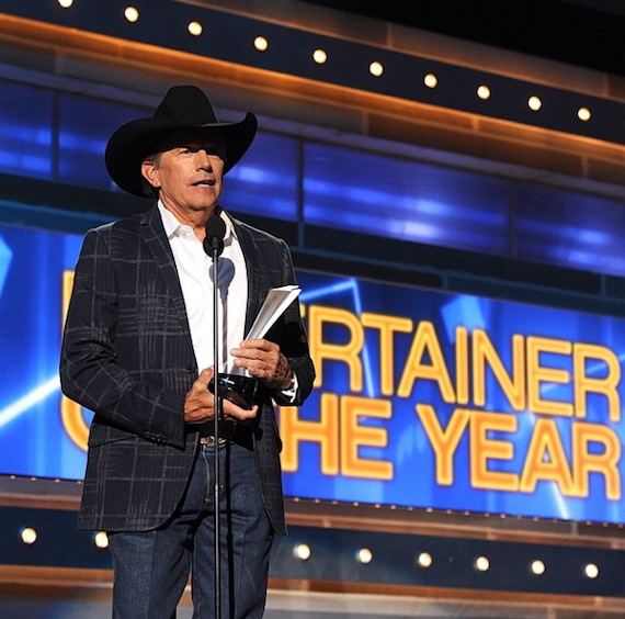 George Strait wins Entertainer of the Year at the 49th Annual Academy of Country Music Awards.