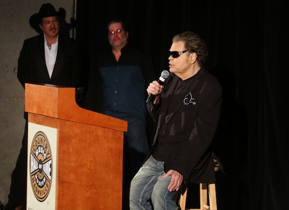 Ronnie Milsap is announced as the "Modern Era Artist" inductee. Photo: Alan Poizner / CMA