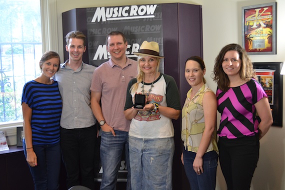 Pictured (L-R): MusicRow's Kelsey Grady, Eric Parker, and Troy Stephenson; songwriter Heather Morgan; MusicRow's Jessica Nicholson and Sarah Skates.