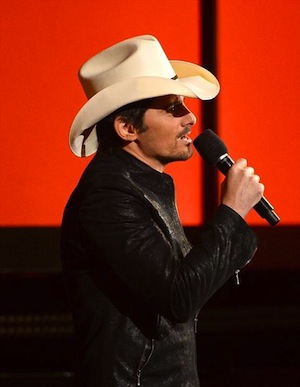 Brad Paisley at the BBMA.