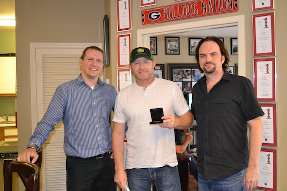 Pictured (L-R): MusicRow chart director Troy Stephenson, songwriter Ben Hayslip and MusicRow Owner/Publisher Sherod Robertson