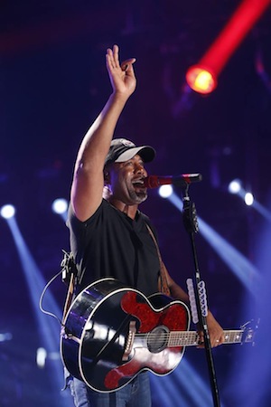 Darius Rucker at LP Field. Photo: CMA