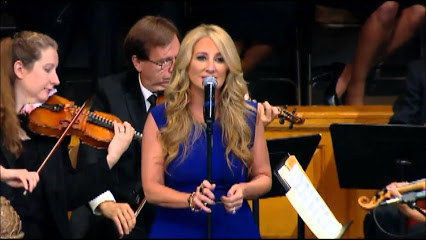 Lee Ann Womack performs at Dr. Angelou's Memorial Service. 