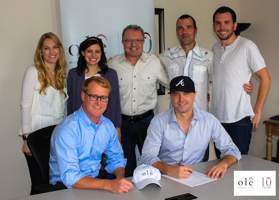 Back, from left: Shellien Kinsey (ole, Creative Coordinator), Emily Mueller (ole, Creative Mananger), Gilles Godard ( ole, VP Business Development), Austen Adams (Dickinson Wright, PLLC), and Ben Strain (ole, Creative Director). Front, from left: John Ozier (ole, GM Creative Nashville), Songwriter/Producer Jeremy Stover.