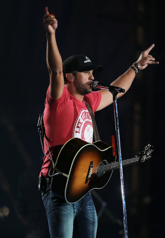 Luke Bryan. Photo Courtesy of Gillette Stadium/ David Silverman