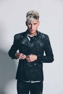 Colton Dixon. Photo: David Molnar