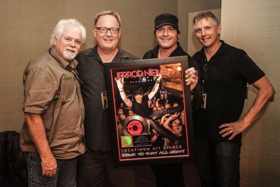 Pictured (L-R): Bill Simmons (Fitzgerald Hartley), Gary Overton (Sony Music Nashville), Jerrod Niemann, Steve Emley (Fitzgerald Hartley). Photo: Ivor Karabatkovic  