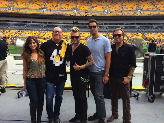 From (L-R): Rachel Reinert, John Esposito (President & CEO/Warner Music Nashville), Mike Gossin, Dean Serletic (President/Emblem Music Group), Tom Gossin