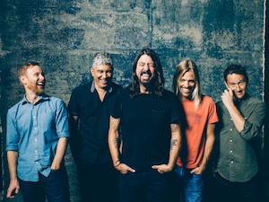 Foo Fighters Laugh Shot11