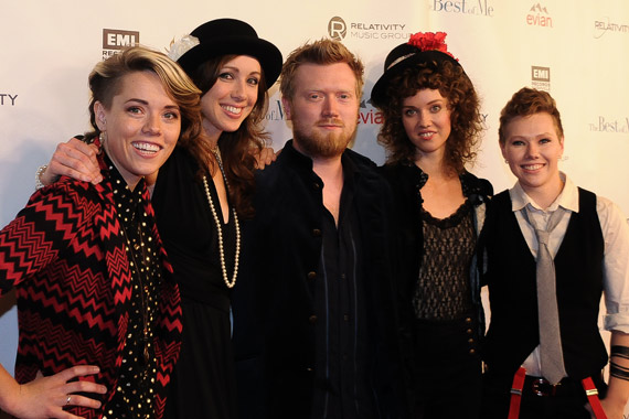 Members of Shel with Gareth Dunlop. Photo: Bev Moser.