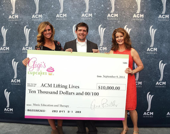 Pictured (L-R): Hannah Martin, ACM Lifting Lives Manager; Wes Perry, ACM Lifting Lives Manager of Brand Integration and Strategic Sponsorships; Gigi Butler, Founder of Gigis Cupcakes.