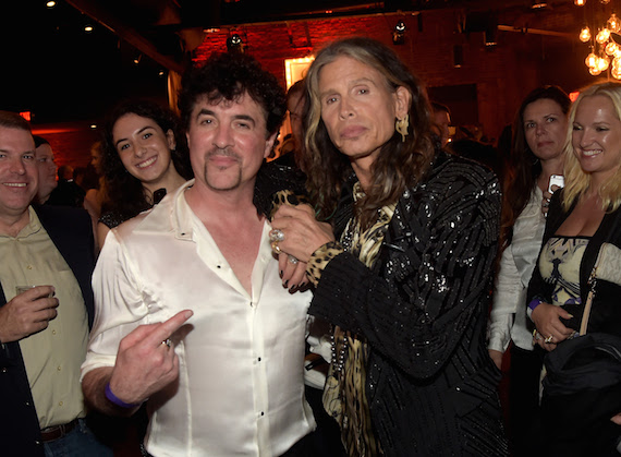 Big Machine Label Group President/CEO Scott Borchetta welcomes Aerosmith’s Steven Tyler. Photo: Getty Images 