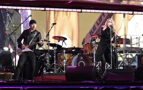 Carrie Underwood and The Edge. Photo: Kavin Mazur/Getty Images