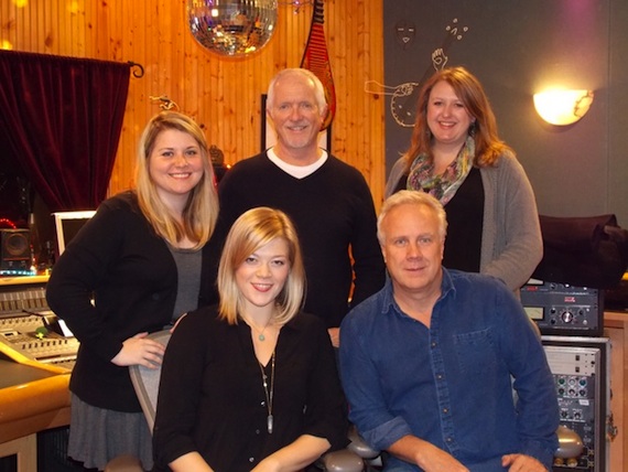 Pictured (L-R): Megan McNair - Sugar Hill Director of Marketing and Media Relations, Liz Longley, Cliff OSullivan - Sugar Hill General Manager and Senior Vice President, Gary Paczosa - Sugar Hill Vice President of A&R, Ashley Moyer - Sugar Hill Manager of Artist and Media Relations 