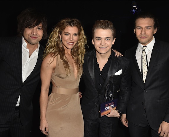 Hunter Hayes and The Band Perry at the 2015 People's Choice Awards. Photo: Getty Images