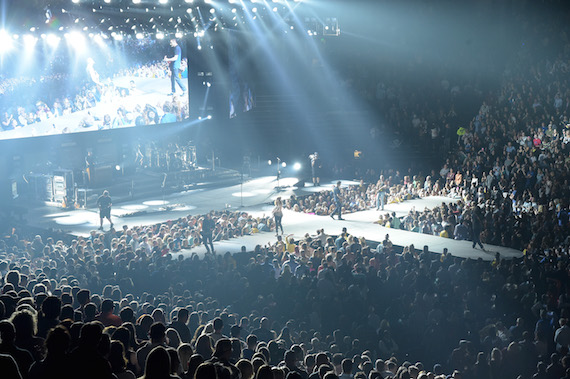 Kenny Chesney Kicks Off "The Big Revival" Tour