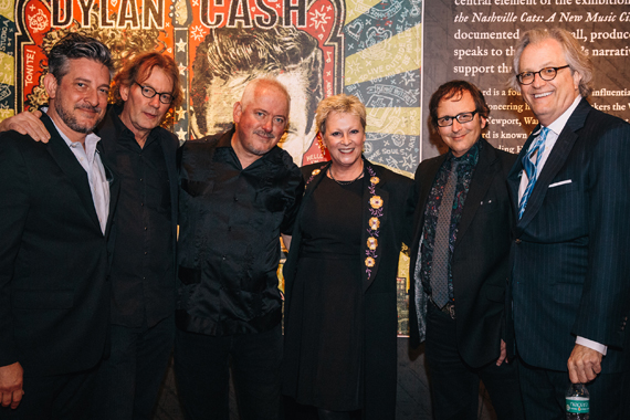 Pictured (L-R): designer Jeff Stamper; CMHoF's Warren Denney; artist Jon Langford; and the CMHoF's Carolyn Tate, Mick Buck, and Kyle Young. Photo: CK Photo