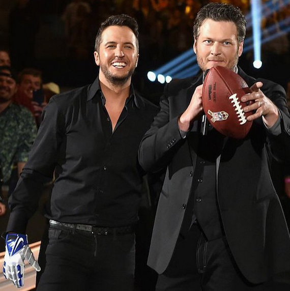 Co-hosts Luke Bryan and Blake Shelton are ready to take on Tony Romo.