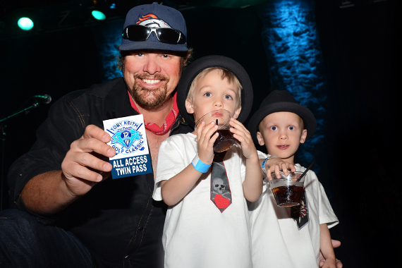 Pictured (L-R): Toby Keith, Sawyer Beard, and McCoy Beard 