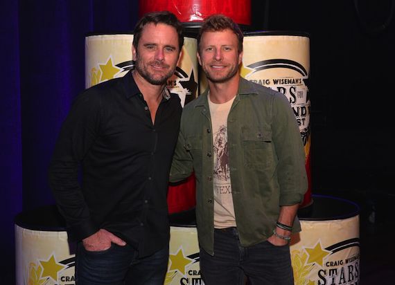 Charles Esten (L) and Dierks Bentley (R)