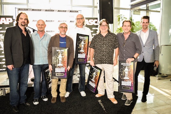 Pictured (L-R): MusicRow's Sherod Roberston, vocalist Wes Hightower, steel guitar player Russ Pahl, keyboardist Charles Judge, engineers Steve Marcantonio and Justin Niebank, and MusicRow's Eric T. Parker. Photo: Bev Moser