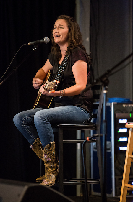 Ashton Shepherd performs. Photo: Bev Moser