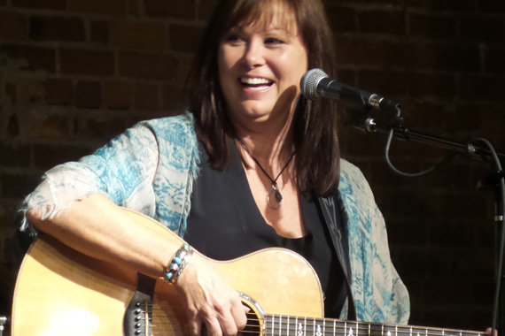 Suzy Bogguss