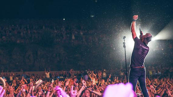 Dierks Bentley thrills the crowd at Watershed