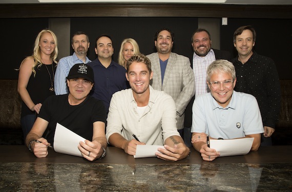 ictured (L-R): Back Row: BMLGs Laurel Kittleson and Andrew Kautz, BMMs Mike Molinar, BMLGs Allison Jones, Red Light Managements Enzo DeVincenzo and Van Haze, BMLGs Matthew Hargis. Front Row  BMLGs Scott Borchetta, Brett Young and BMLGs Jimmy Harnen. Photo: Seth Hellman