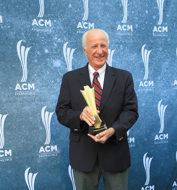 Bob McDill honored with Poets Award. Photo: Bev Moser, Moments By Moser.